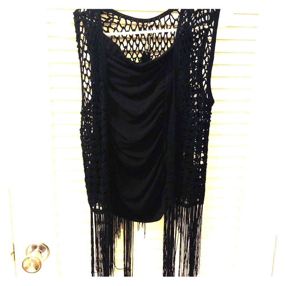 Bundle sleeveless top and Icy  wrap